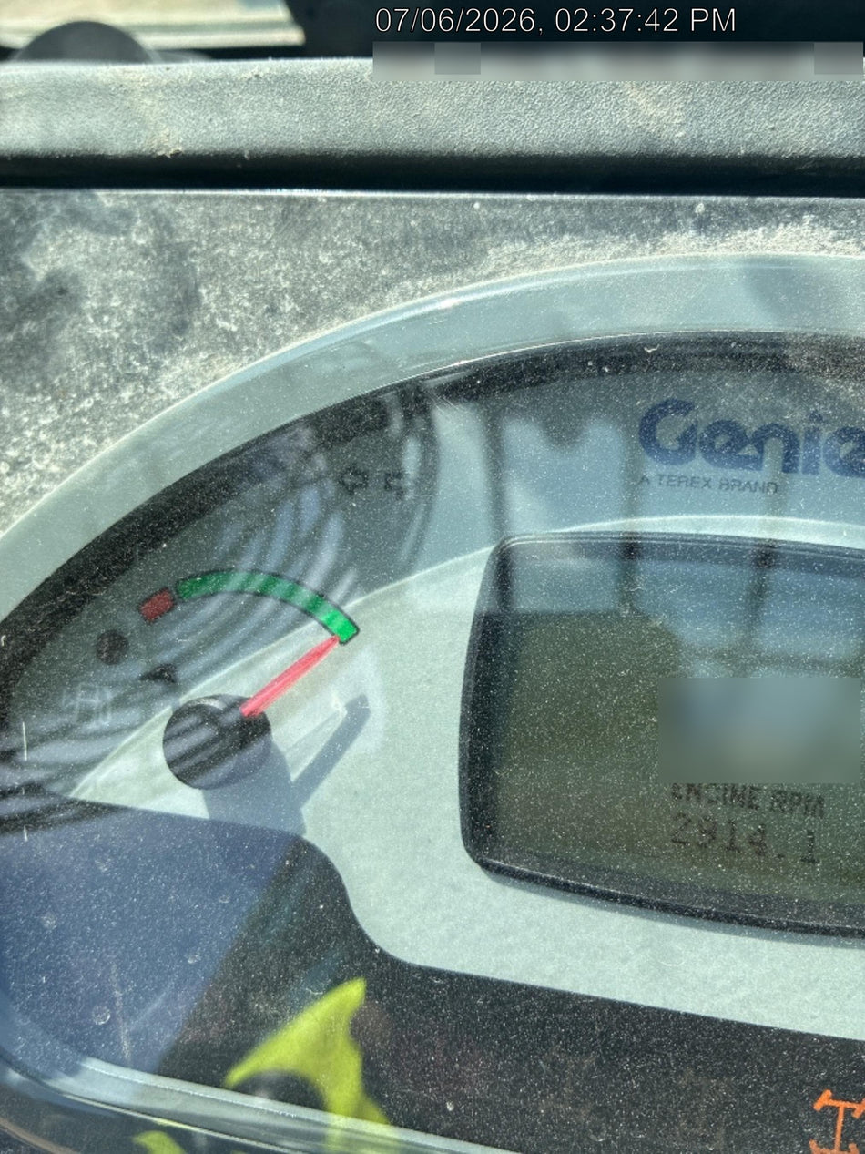 2018 Genie GTH-1056 Genie GTH-1056 w/Enclosed Cab w/HVAC, Work Lights, Solid Tires, Beacon, 60" Carriage and Forks