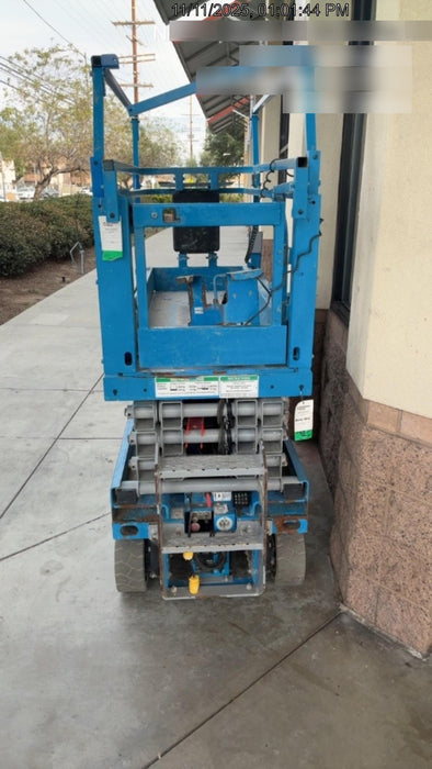 2020 Genie GS-1930 Solid Non Marking Tires, Beacon, Folding rails with half height swing gate, 800W Inverter