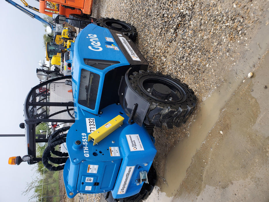 2020 Genie GTH-5519 Canopy, Solid Tires, Work Lights, Beacon, Aux Hydraulics, Back up Alarm