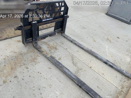 2021 PALADIN 48" Pallet Forks - Paladin