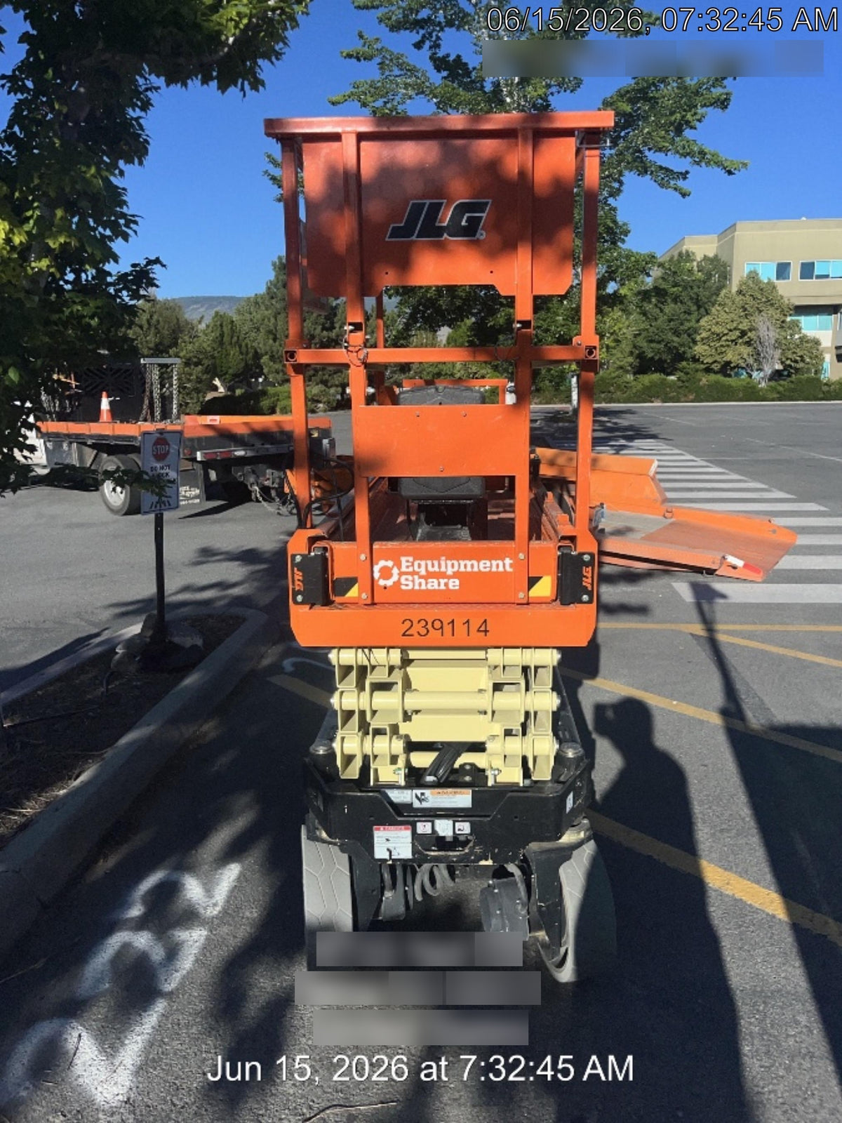 2022 JLG ES2632