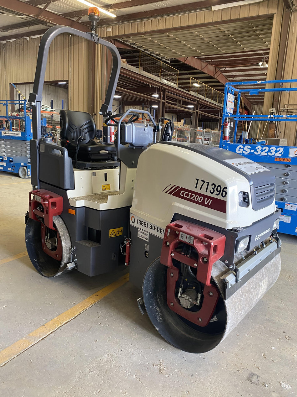 2021 DYNAPAC CC 1200