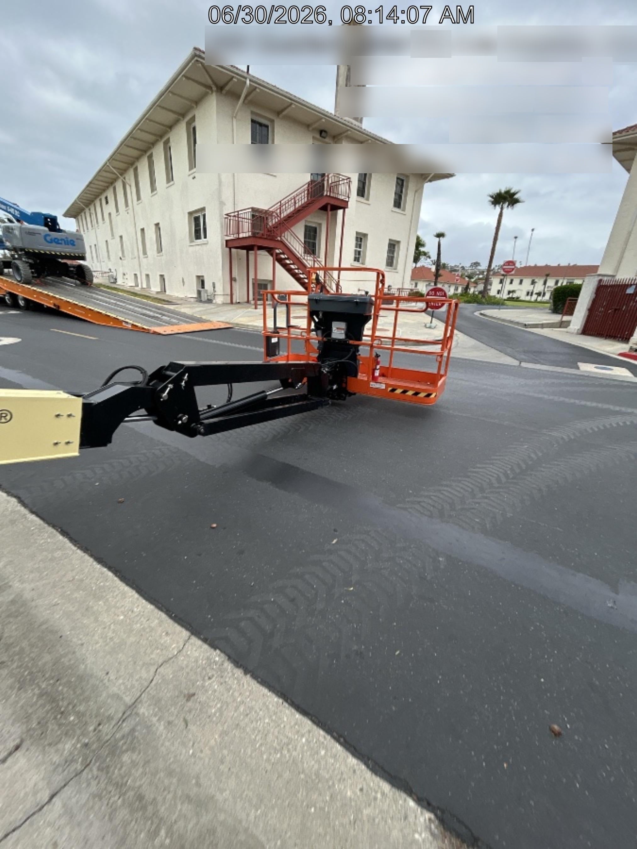 2025 JLG 460SJ
