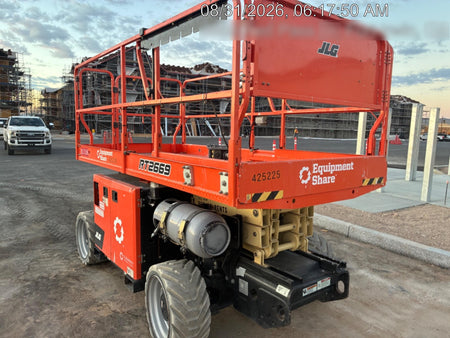 2024 JLG RT2669