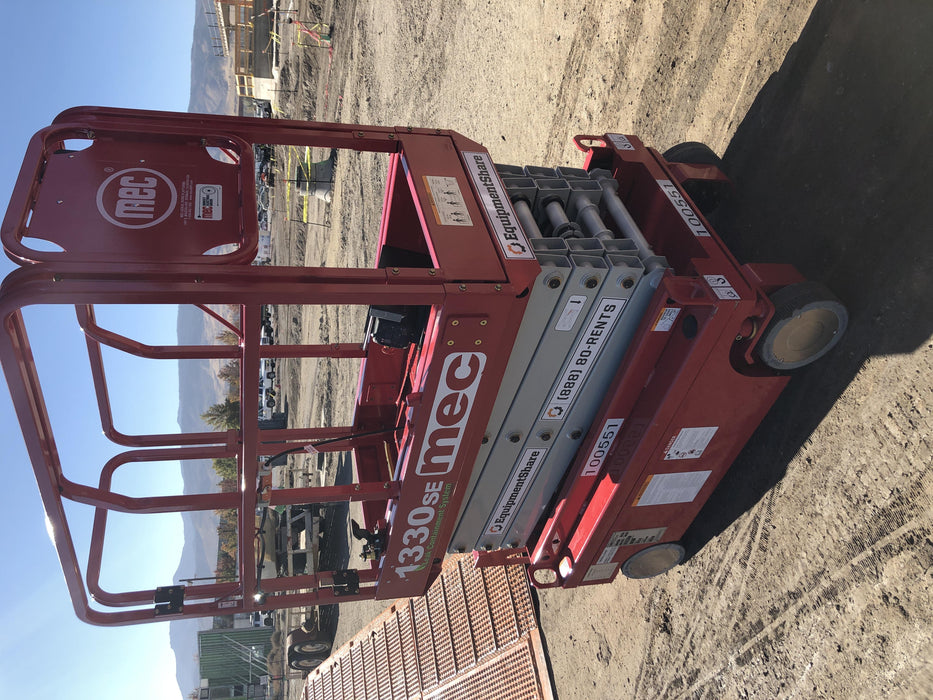 2020 MEC 1330SE Solid NM Tires, Steel Swing out Doors, LCS, Beacon, 900W Invertor