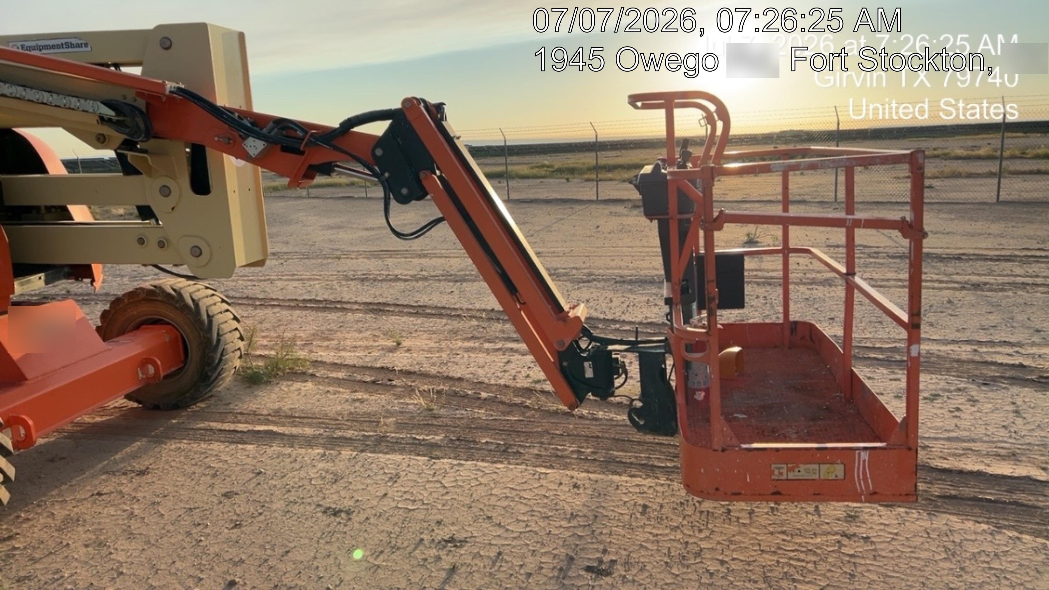 2019 JLG 450AJ
