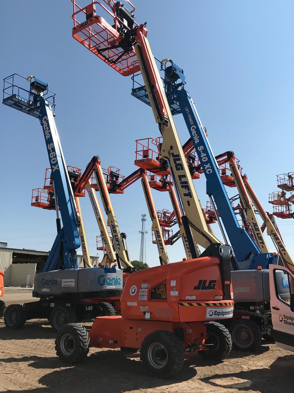 2020 JLG 400S