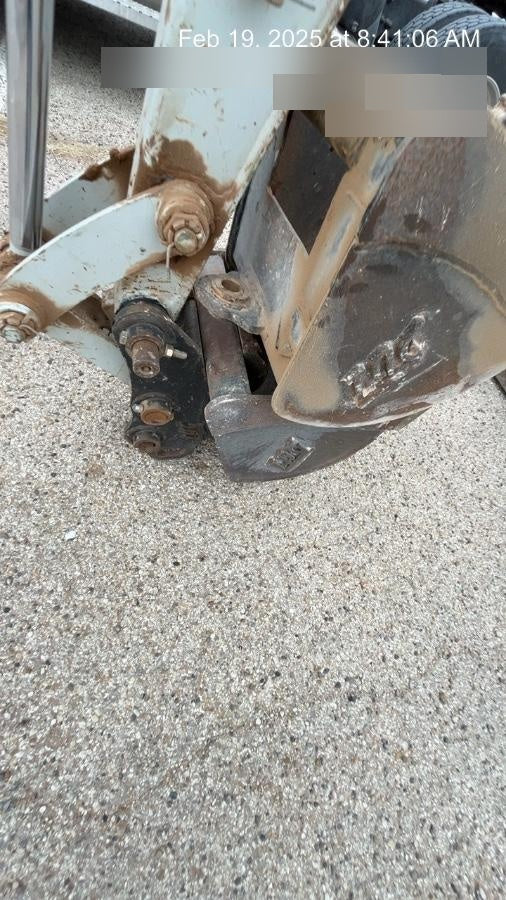 2020 STRICKLAND 18" Bucket Tooth - Strickland