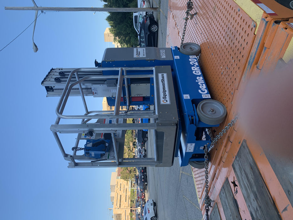 2020 GENIE GR-20