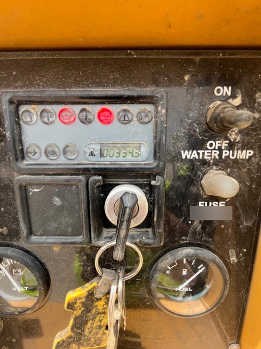 2023 VAC-TRON LP573XDT