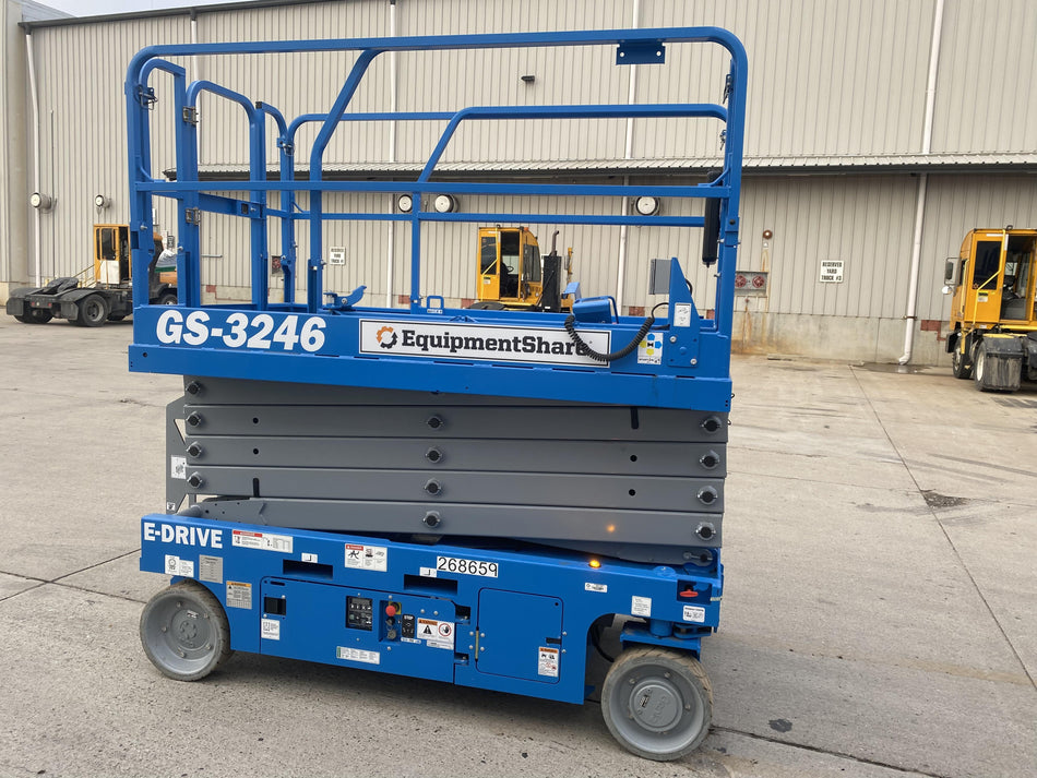 2022 GENIE GS-3246
