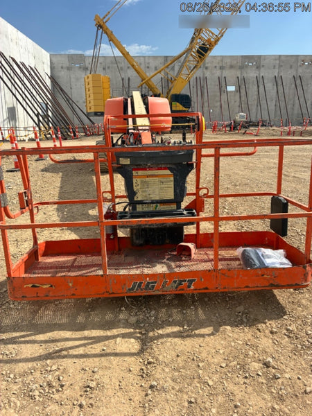 2022 JLG 660SJ