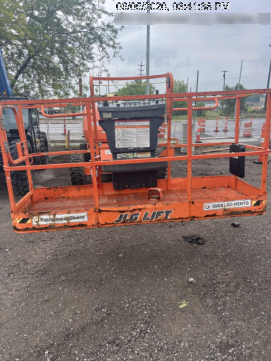 2021 JLG 400S