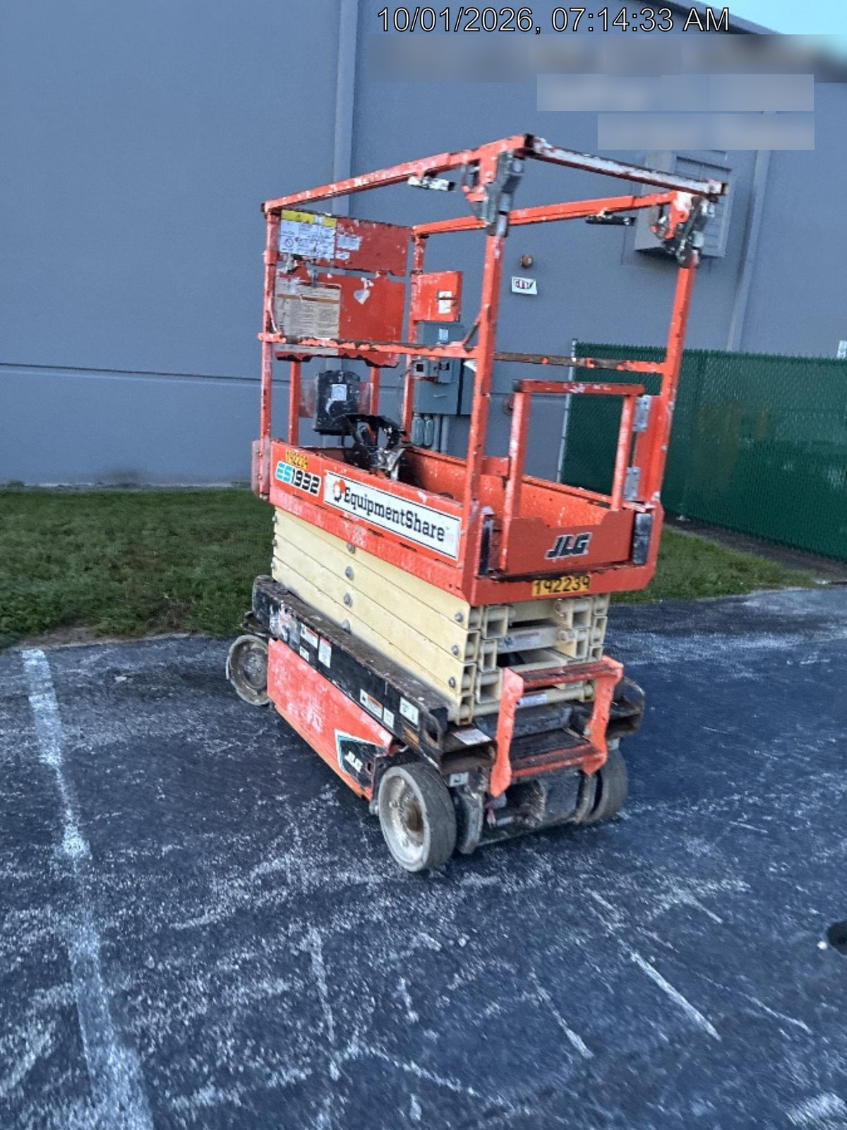 2021 JLG ES1932