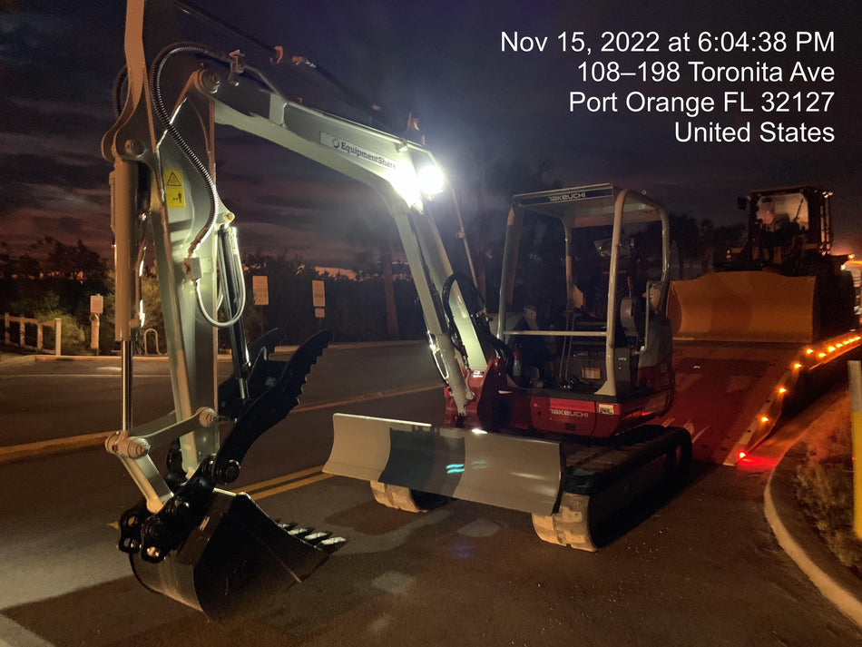 2022 TAKEUCHI TB250-2R