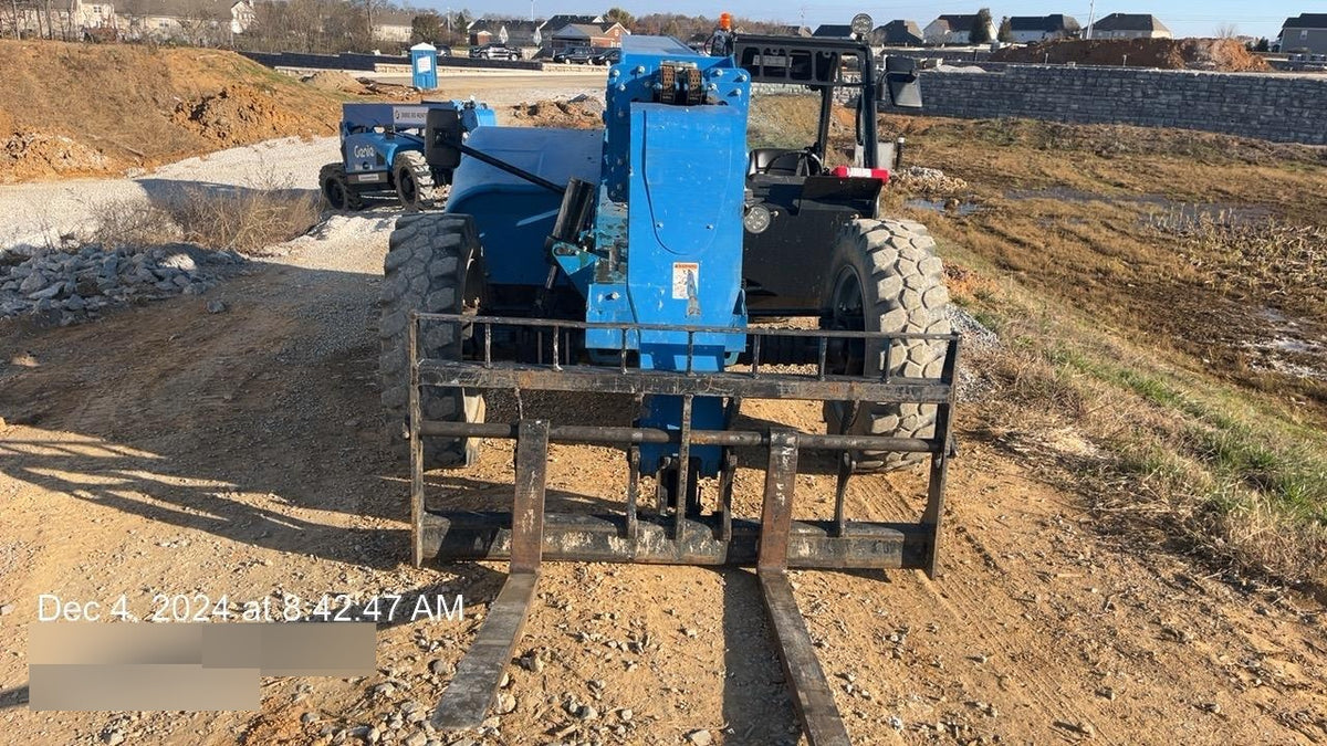2022 GENIE GTH-844