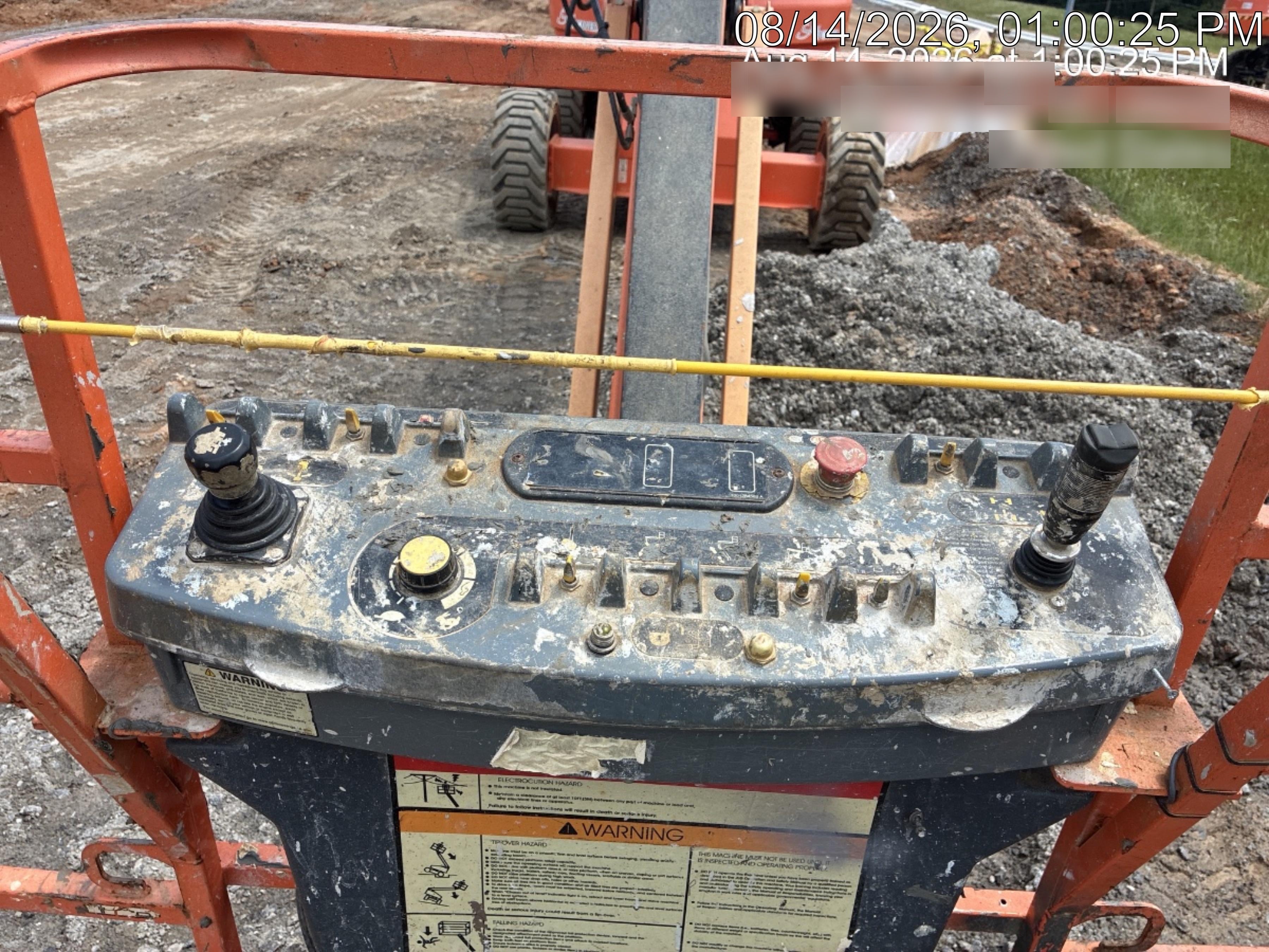 2022 JLG 660SJ
