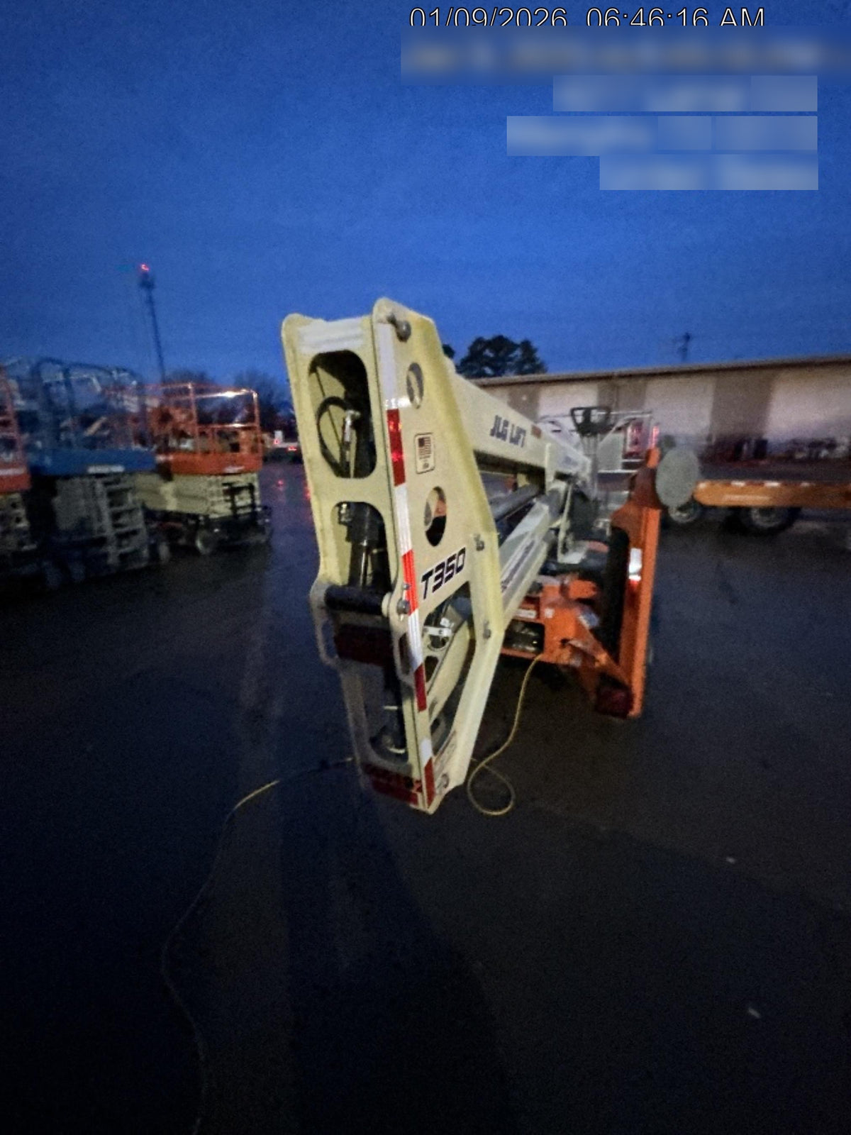 2022 JLG T350