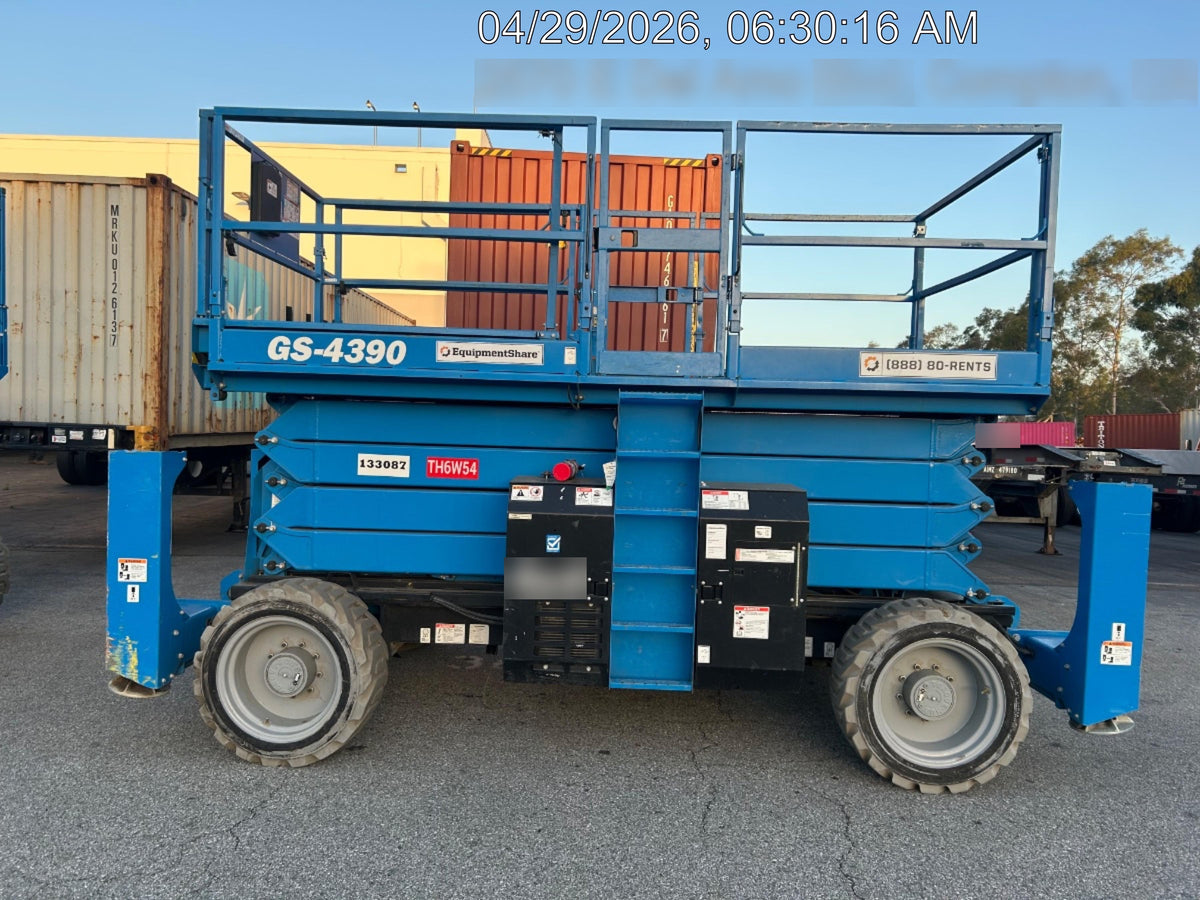 2021 GENIE GS-4390 RT