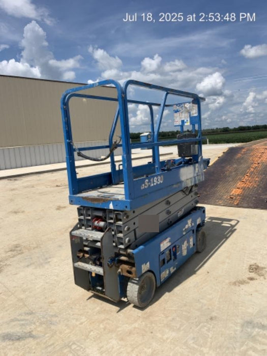 2020 Genie GS-1930 Fixed rails with chain entry gate - Pre A92.20