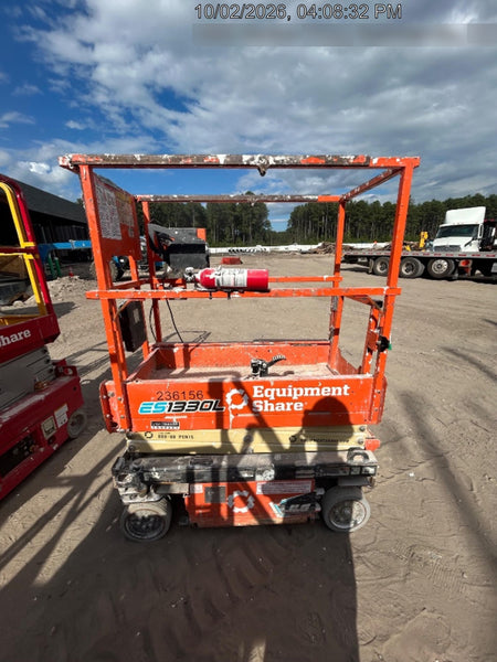 2022 JLG ES1330L