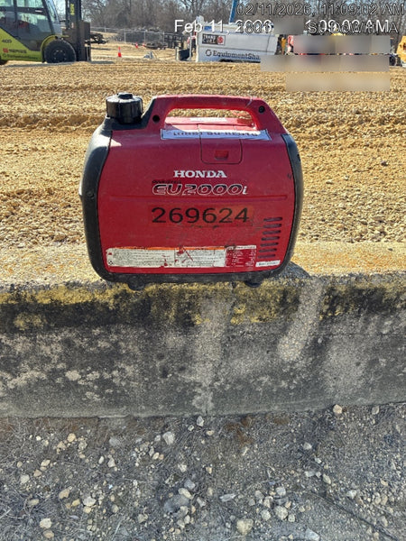2013 HONDA EU2000i