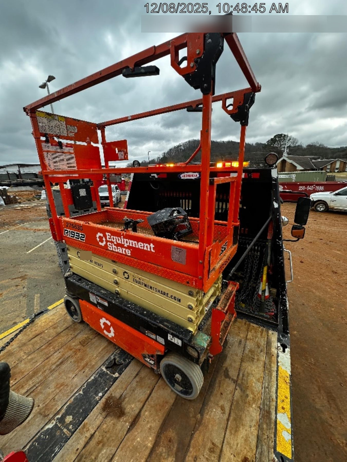 2022 JLG R1932