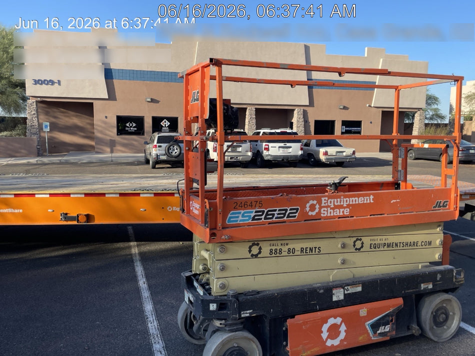 2022 JLG ES2632