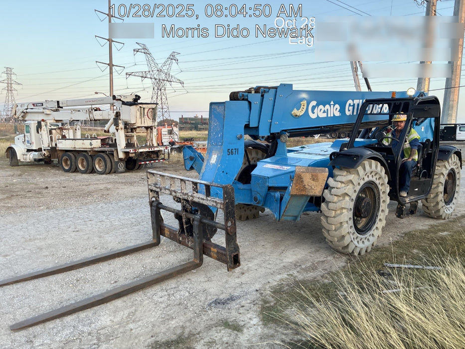 2017 Genie GTH-1056 Genie GTH1056, Solid Tires, 60" carriage, Open ROPS