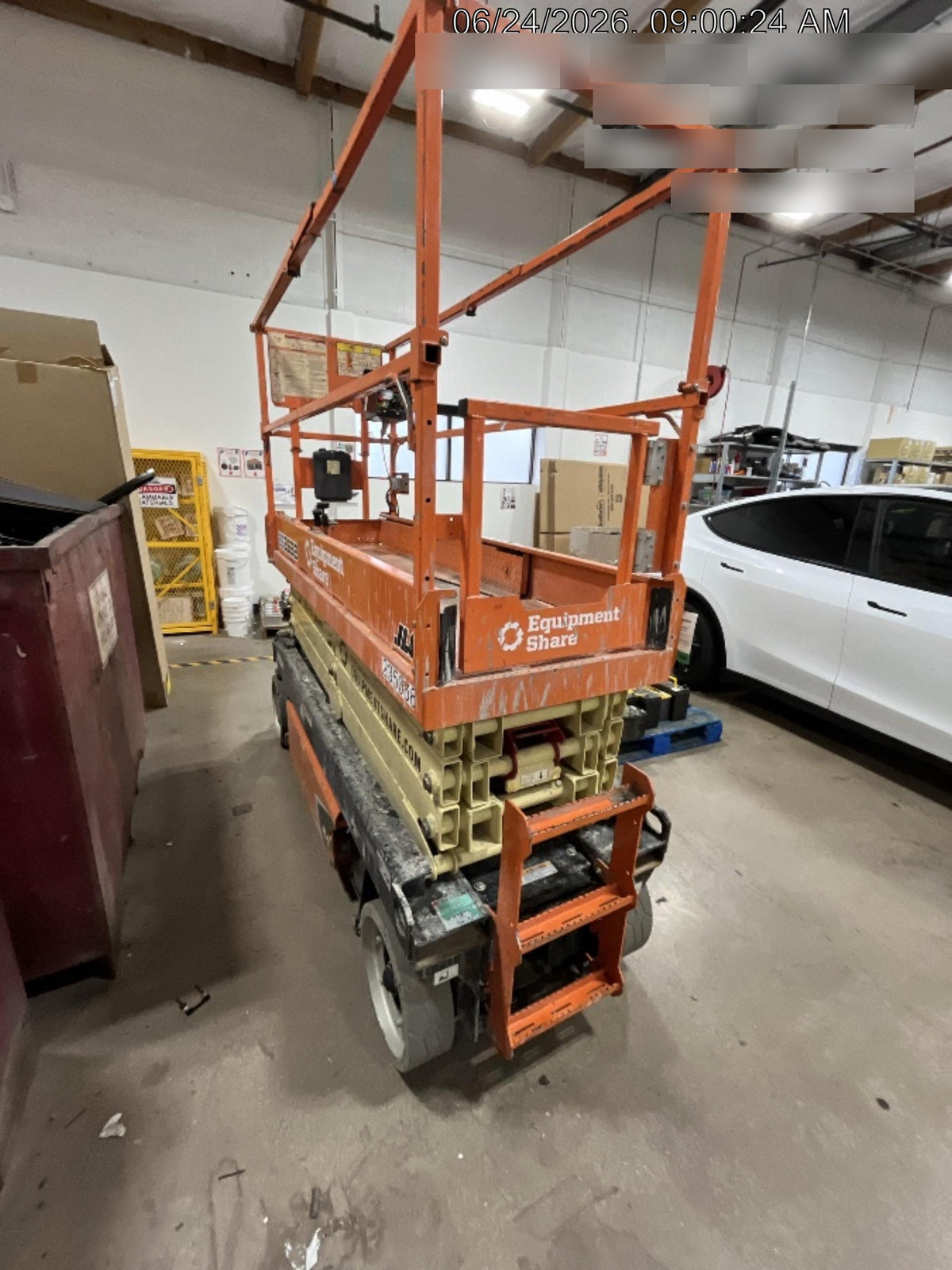 2022 JLG ES2632