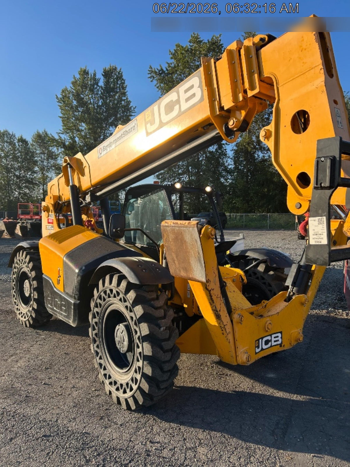 2021 JCB 510-56