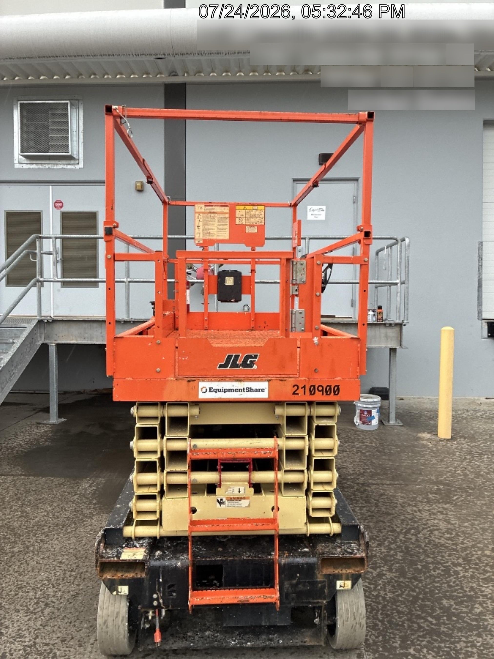 2022 JLG R3246