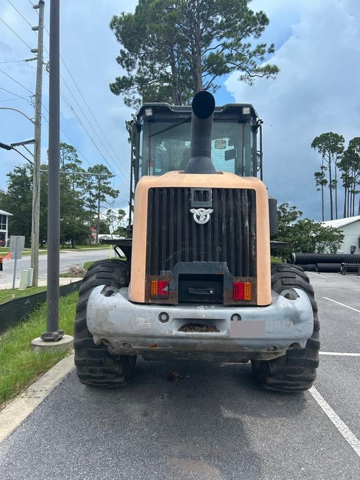 2018 Case 521G CLOSED CAB, JRB 416 STYLE HYD COUPLER