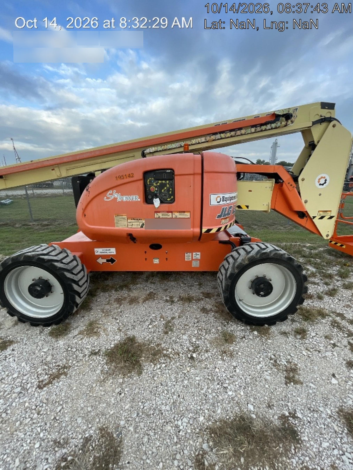 2021 JLG 600AJ