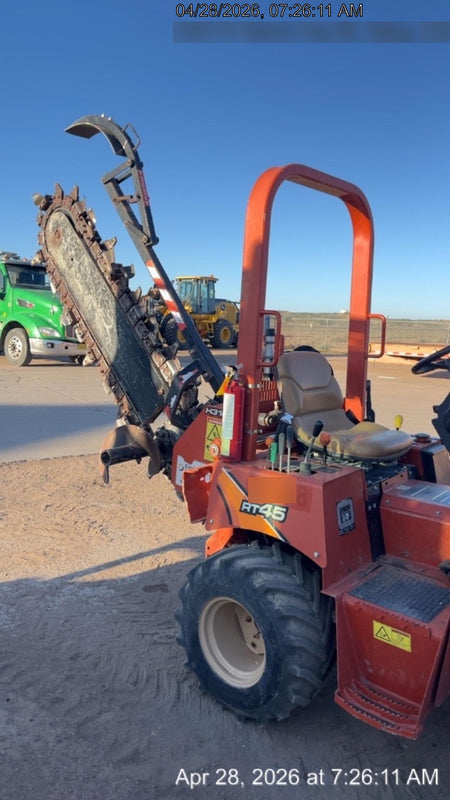 2019 DITCH WITCH RT45A