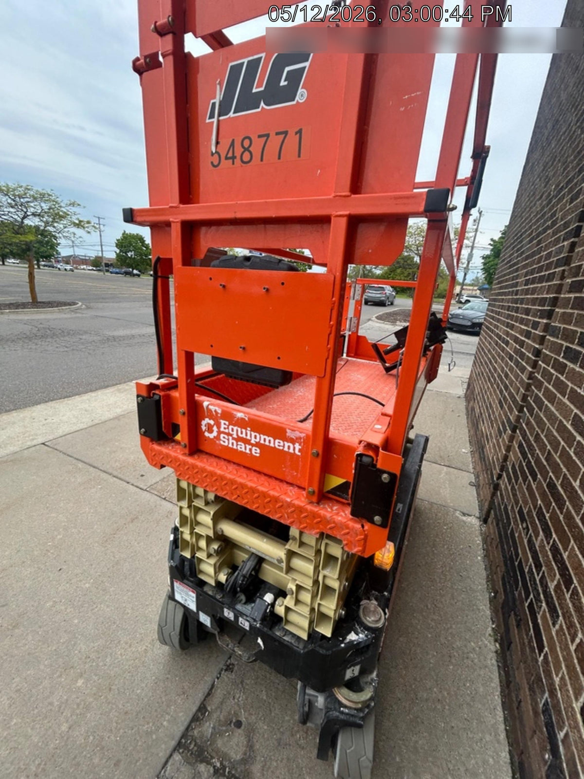2025 JLG ES1932