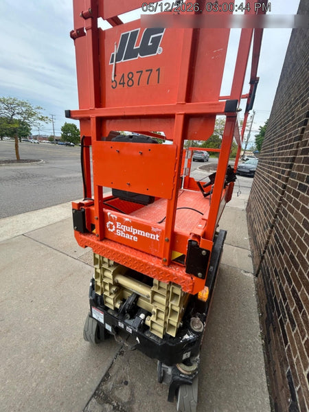 2025 JLG ES1932
