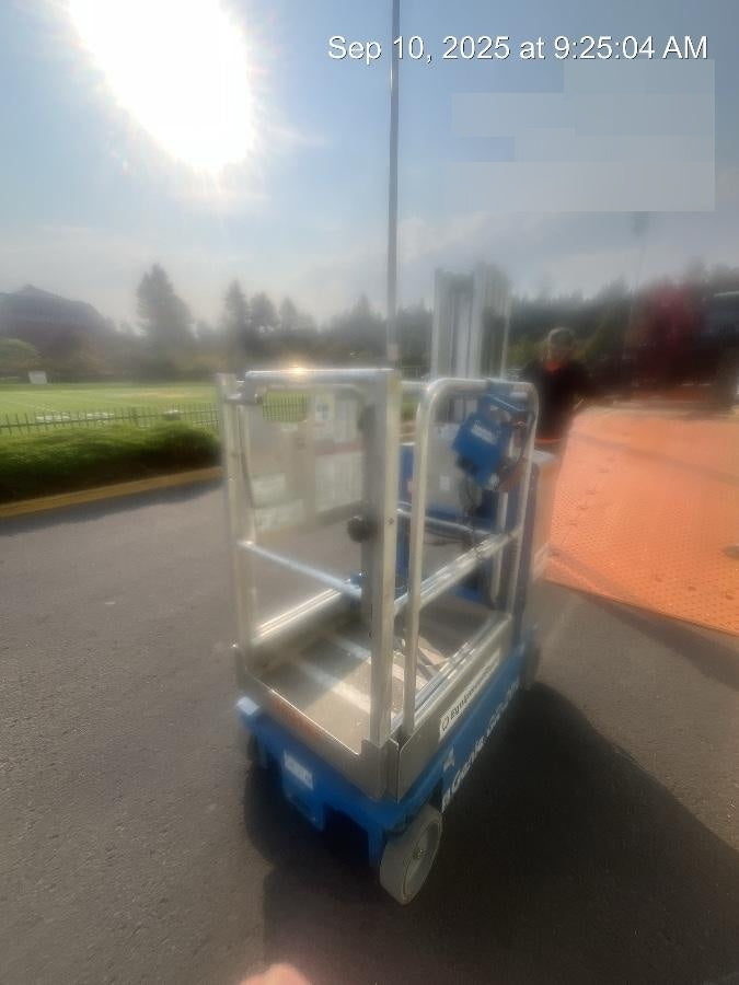 2020 GENIE GR-20