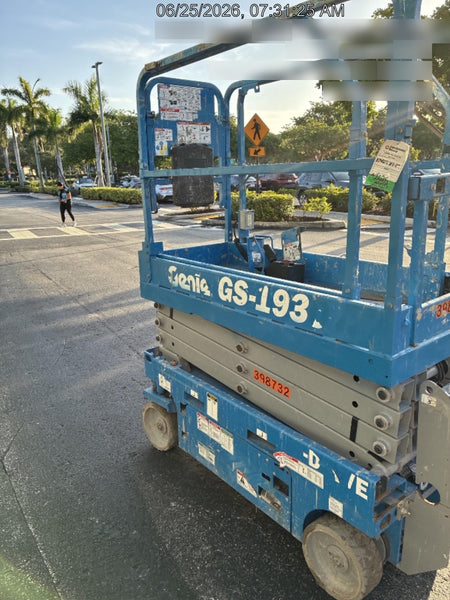 2024 GENIE GS-1932