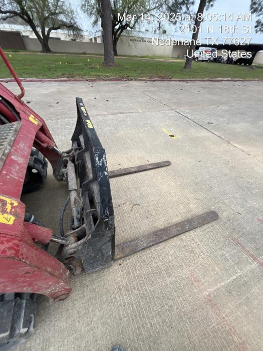 2021 PALADIN 48" Pallet Forks - Paladin