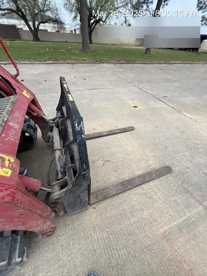 2021 PALADIN 48" Pallet Forks - Paladin