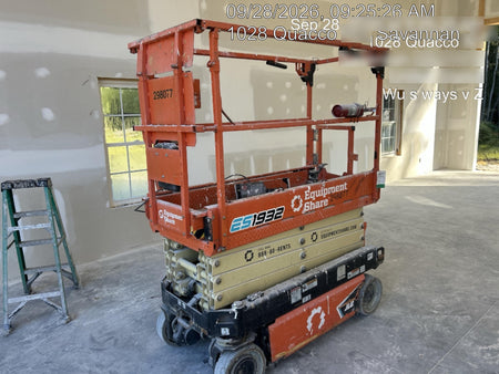 2023 JLG ES1932