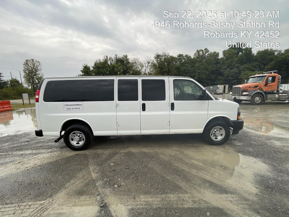 2023 CHEVROLET Express Van - Rental