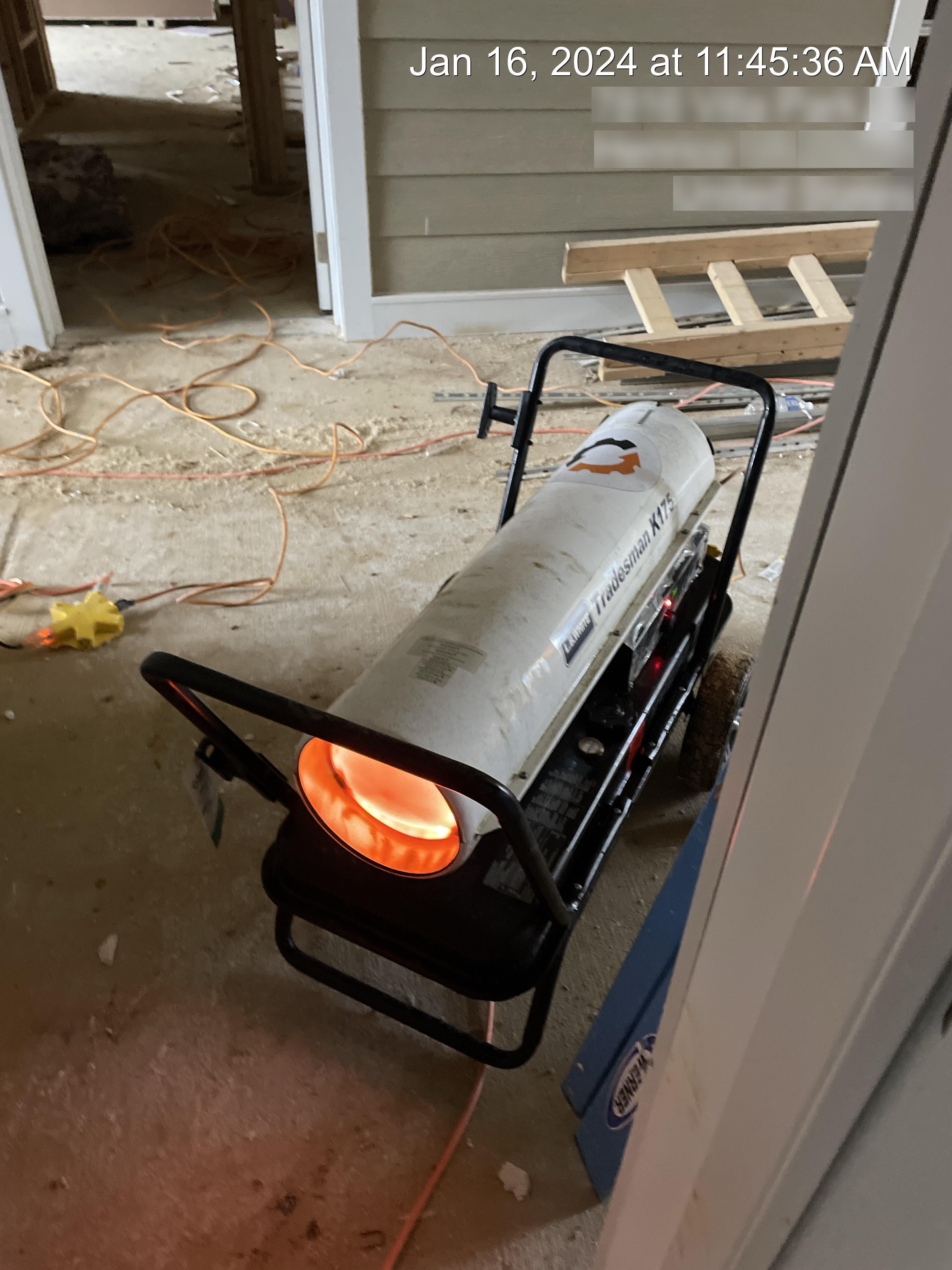 2022 LB WHITE Tradesman K175