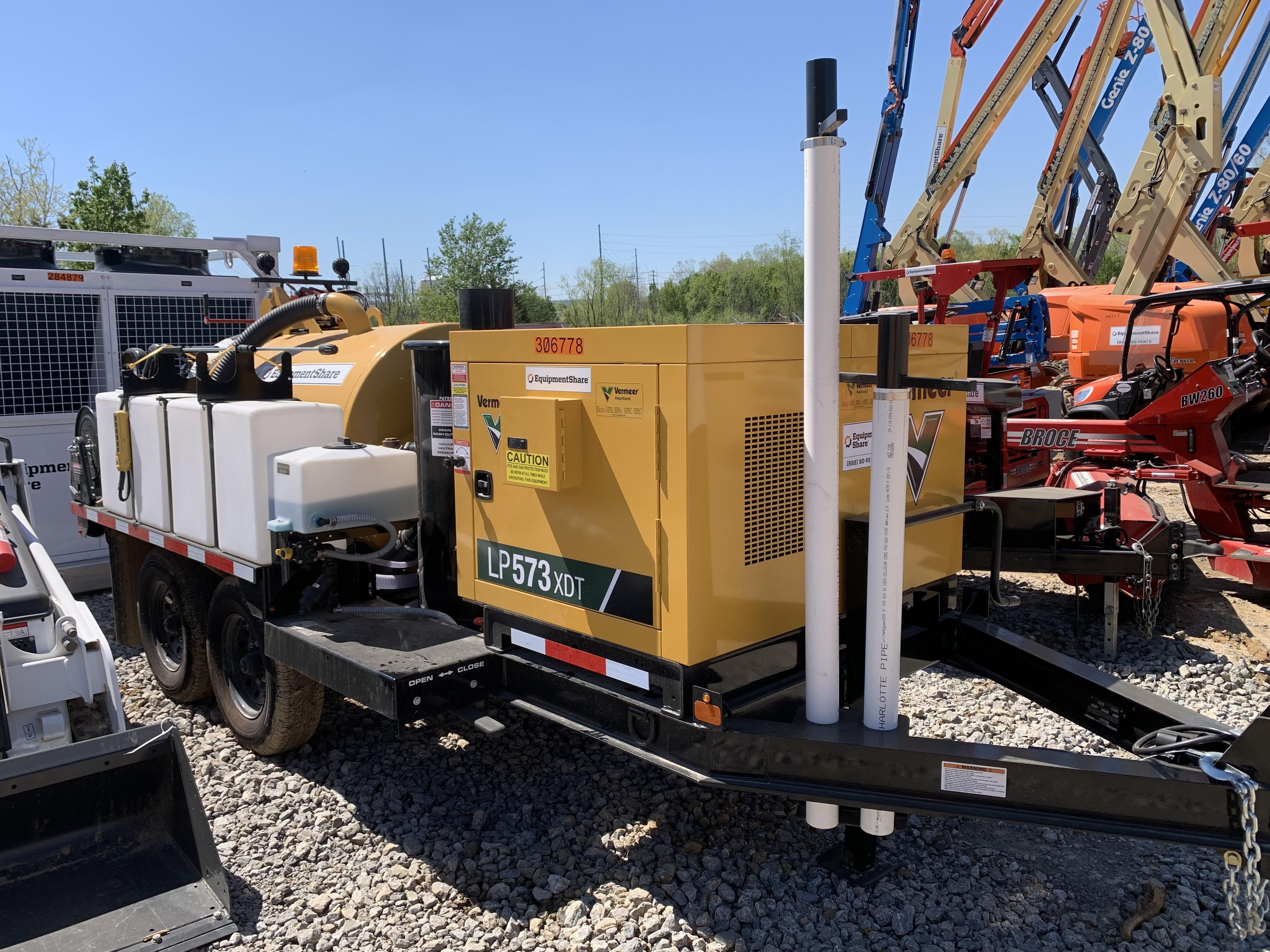 2023 Vac-Tron LP573XDT T4 Koehler Diesel Engine, 500 Gallon Debris Tank, x2 100 Gallon Water Tanks