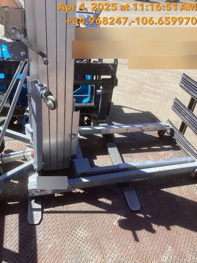 2020 GENIE SLC-24