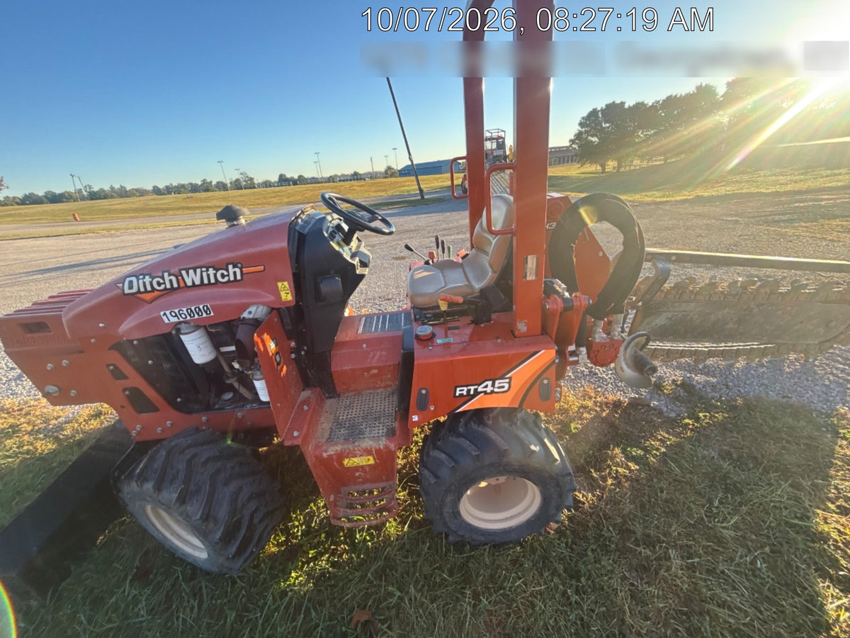 2022 DITCH WITCH RT45A