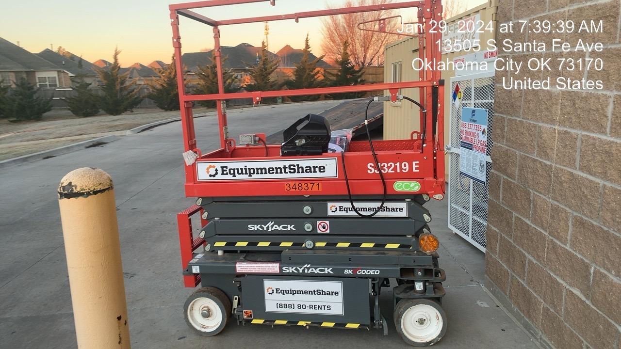 2023 SKYJACK SJ3219