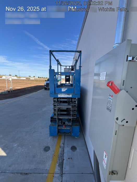 2018 Genie GS-3232 Genie GS3232 Lift w/Folding Rails and Swing Gate