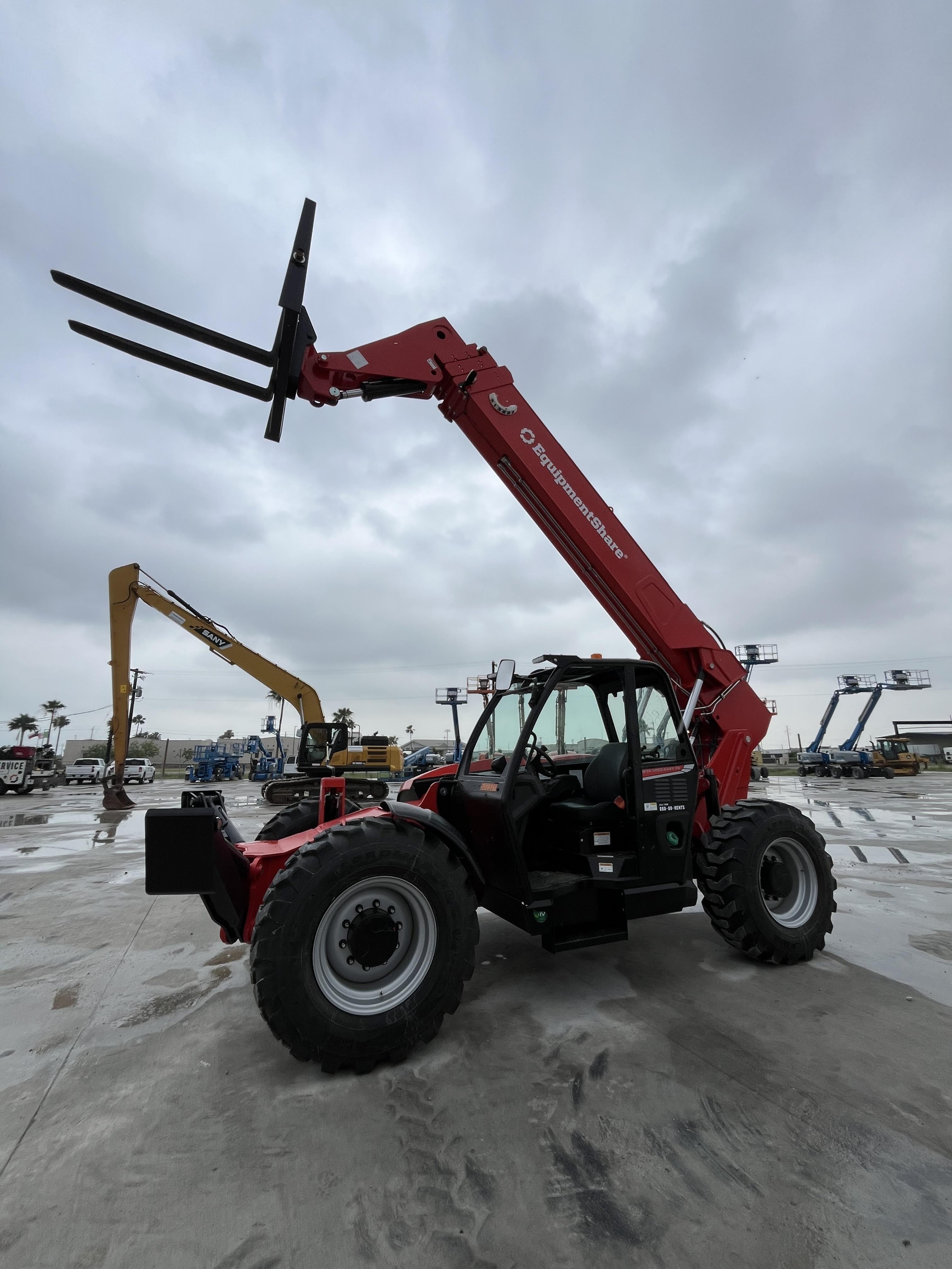 2025 MANITOU MTA1055